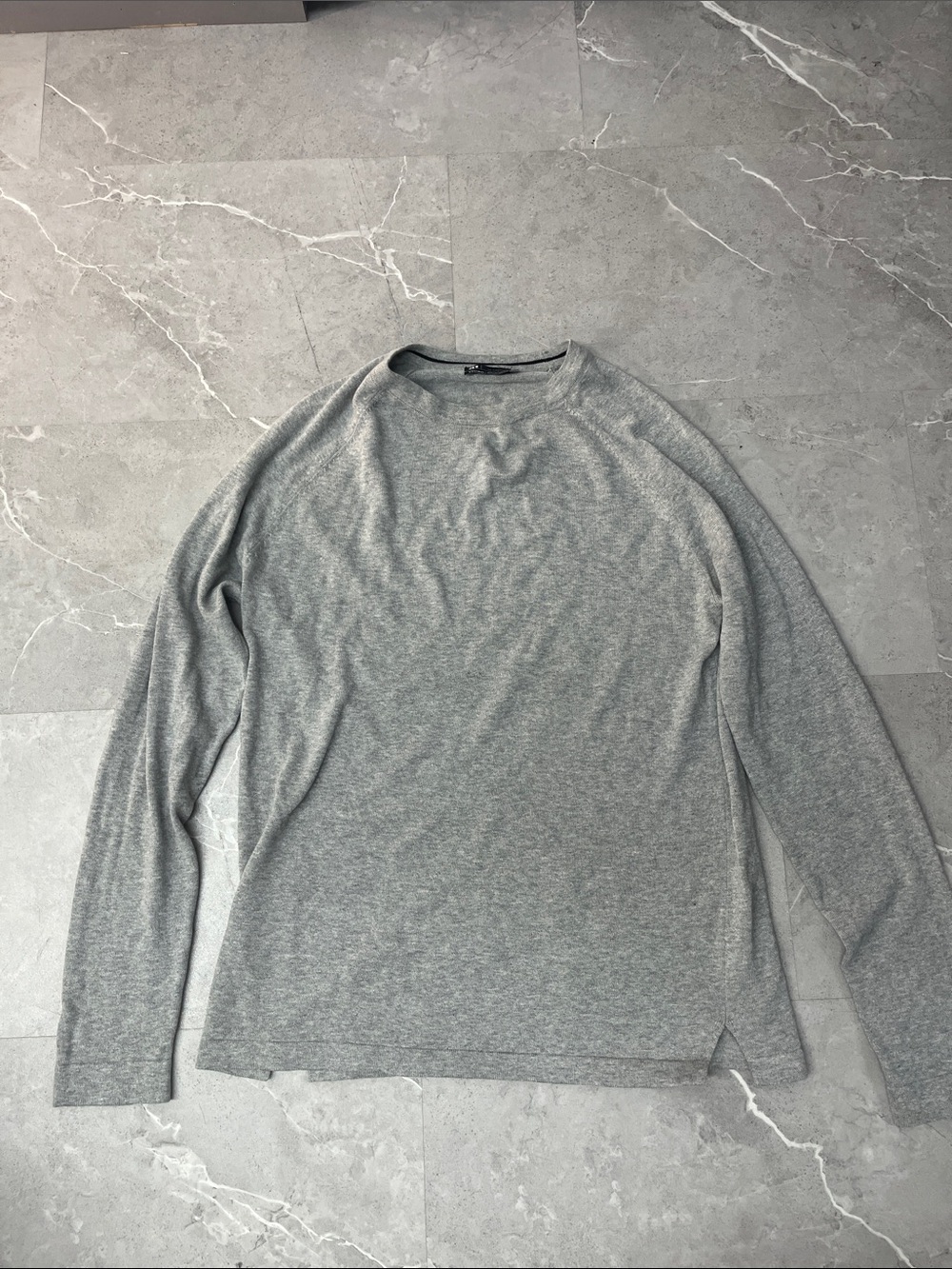 Simons Light Grey Long-Sleeve Crewneck Shirt